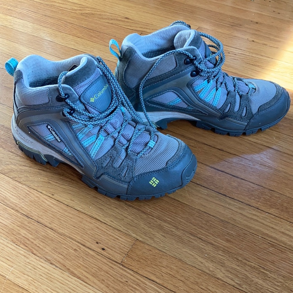 Columbia hiking boots